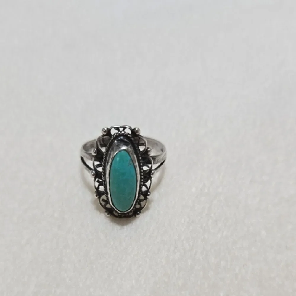Vintage Navajo Turquoise Sterling Silver Ring